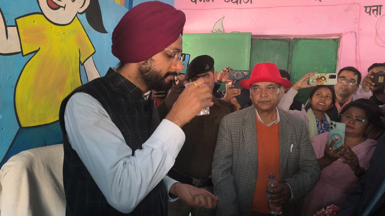 फाइलेरिया उन्मूलन मेगा कैंप शुरू: पश्चिमी चंपारण में 4100 केंद्रों पर अभियान, 8 लाख लोगों को दवा देने का लक्ष्य