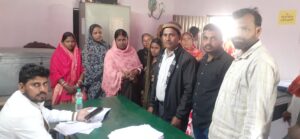 पंचायत भवन में विशेष कैंप, सैकड़ों लाभुकों का पंजीकरण, जरूरी दस्तावेज लेकर पहुंचे लोग