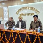 मैनाटांड़ में कौओं की मौत पर प्रशासन अलर्ट, संयुक्त टीम कर रही लगातार निरीक्षण