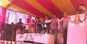 नरकटियागंज रोजगार मेले में उमड़ा युवा उत्साह, 2215 युवाओं ने कराया पंजीकरण