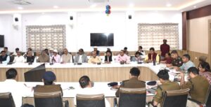 प्रयागराज में होली, रमजान और नवरात्रि को लेकर प्रशासन अलर्ट, डीएम की अध्यक्षता में शांति समिति बैठक सम्पन्न