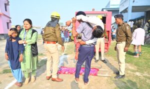 पश्चिम चम्पारण में भूकम्प आपदा को लेकर ऐतिहासिक फुल-स्केल मॉक ड्रिल, प्रशासन की तैयारियों का हुआ जमीनी परीक्षण