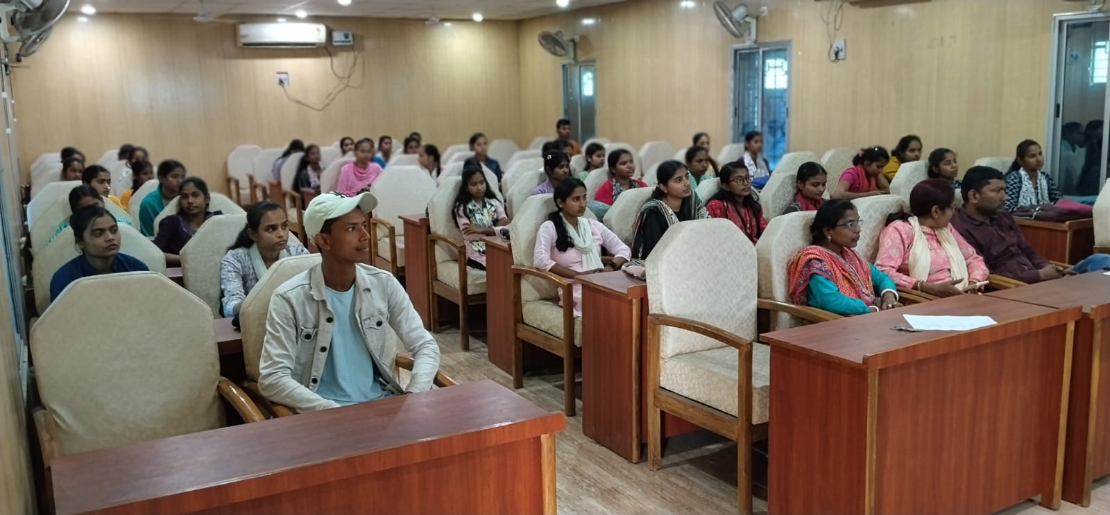 ब्रज मोहन दास महाविद्यालय दयालपुर में राष्ट्रीय सेवा योजना द्वारा विश्व विज्ञान दिवस मनाया गया