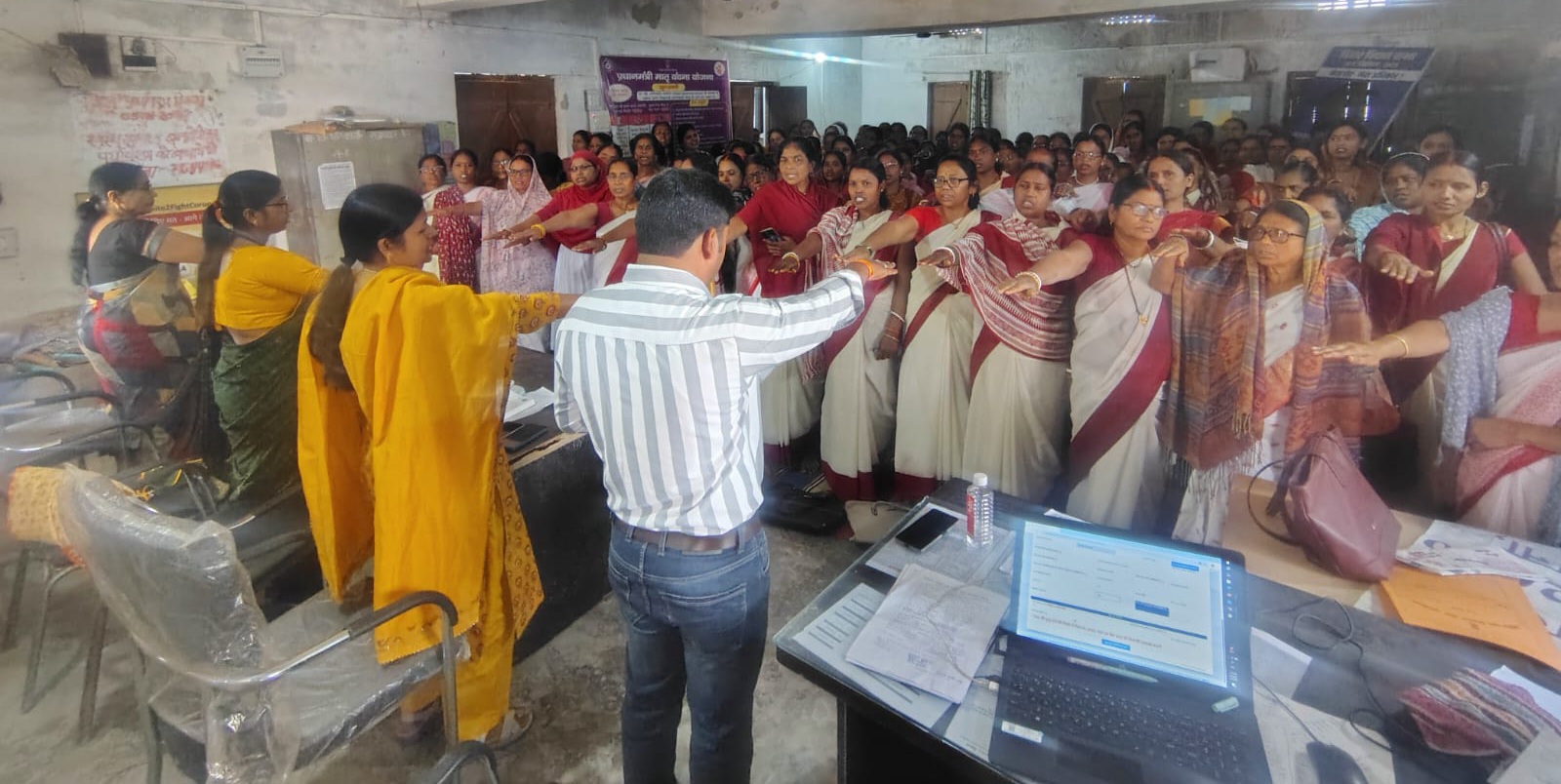 राजापाकर प्रखंड में बाल विवाह रोकथाम के लिए जागरूकता शिविर आयोजित