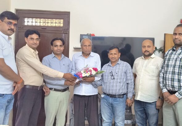 UPSC 2025 Result में 32वीं रैंक पाने वाले IAS उत्कर्ष यादव