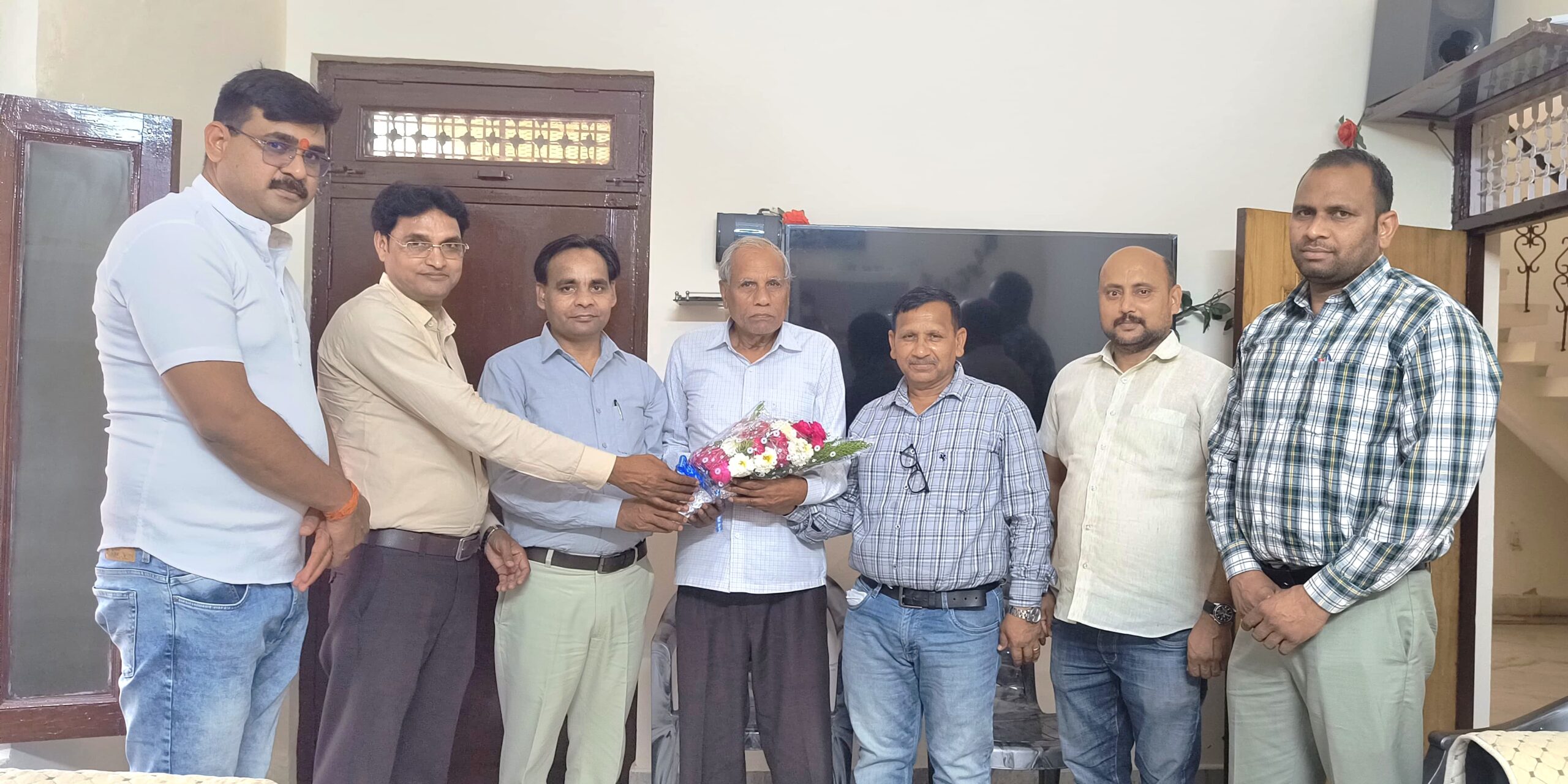 UPSC 2025 Result में 32वीं रैंक पाने वाले IAS उत्कर्ष यादव