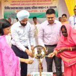 बगहा में ‘प्रशासन आपके द्वार’ कार्यक्रम, डीएम ने सुनीं समस्याएं