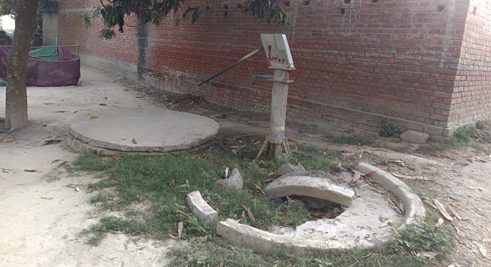 देवारा हरखपुरा में खराब हैंडपंप और पानी संकट