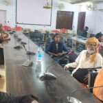 बिहार में पेंशनधारियों के लिए जीवन प्रमाणन CSC सेंटर पर करते हुए