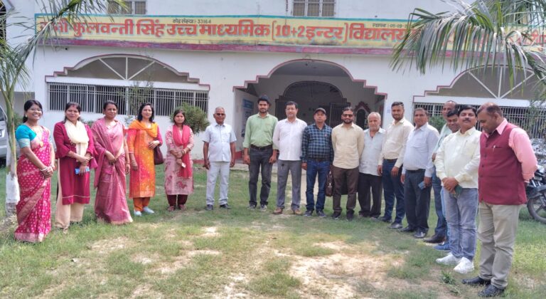 काशीपुर RPS कॉलेज में एमएलसी प्रत्याशी भूषण झा का सम्मान समारोह, शिक्षक और प्रोफेसर स्वागत करते हुए