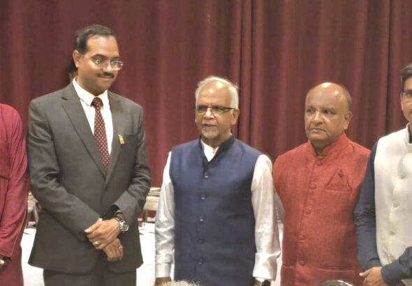 मॉरीशस में सचिव प्रणव कुमार की राष्ट्रपति और मंत्रियों से मुलाकात