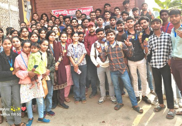 महनार के प्रगति क्लासेज के छात्र विज्ञान संकाय में उत्कृष्ट परिणाम के साथ