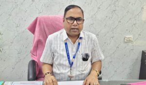 पश्चिमी चंपारण में LPG छापेमारी के दौरान जब्त गैस सिलेंडर