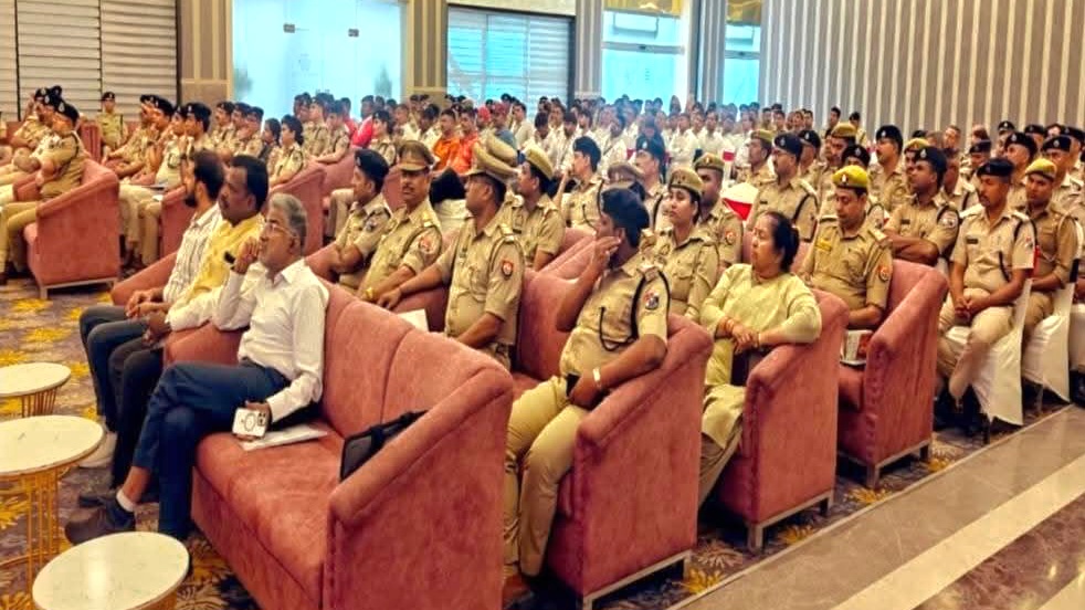 Prayagraj Human Trafficking Awareness Program NCW RPF