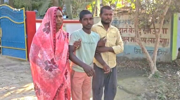 लौरिया थाना में नाबालिग बच्चे की पिटाई का आरोप