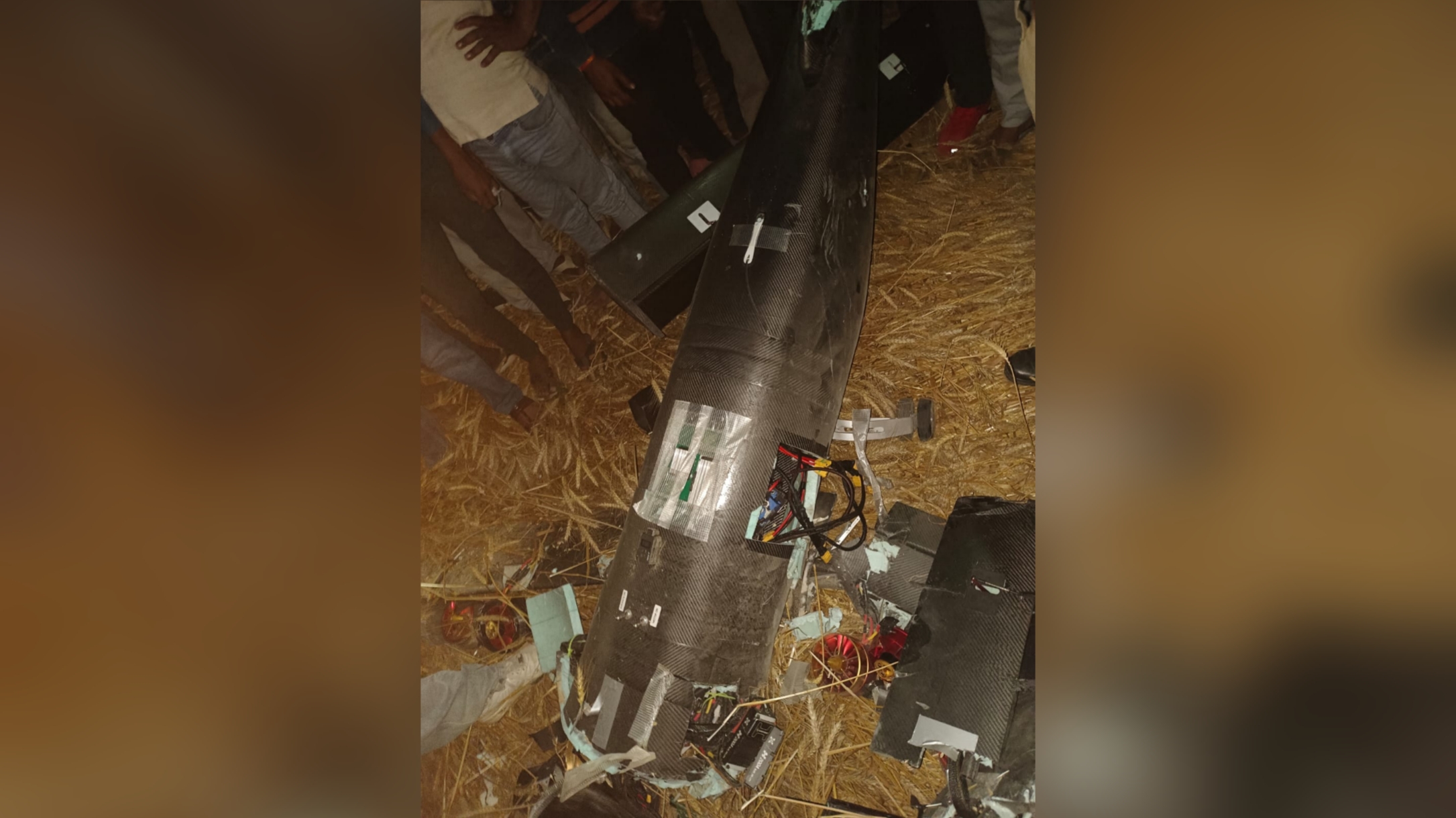 Picsart_26-04-03_22-48-15-965