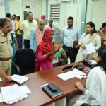 Bihar News: जनता दरबार में 83 परिवादों की सुनवाई, सात दिनों में कार्रवाई का निर्देश : डीएम
