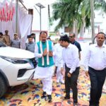 आजमगढ़ पहुंचे उप मुख्यमंत्री केशव प्रसाद मौर्य, अधिकारियों से ली बाढ़ की स्थिति की जानकारी