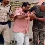 Bihar News:बेतिया: राजकीय मध्य विद्यालय के सहायक शिक्षक गिरफ्तार, छात्राओं ने लगाया Bad Touch का आरोप